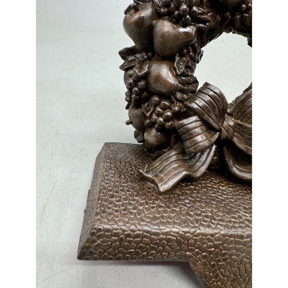 Hold everything Bronze Look Cast Iron Wreath Stocking Holder Christmas 5x5" READ - Picture 5 of 10